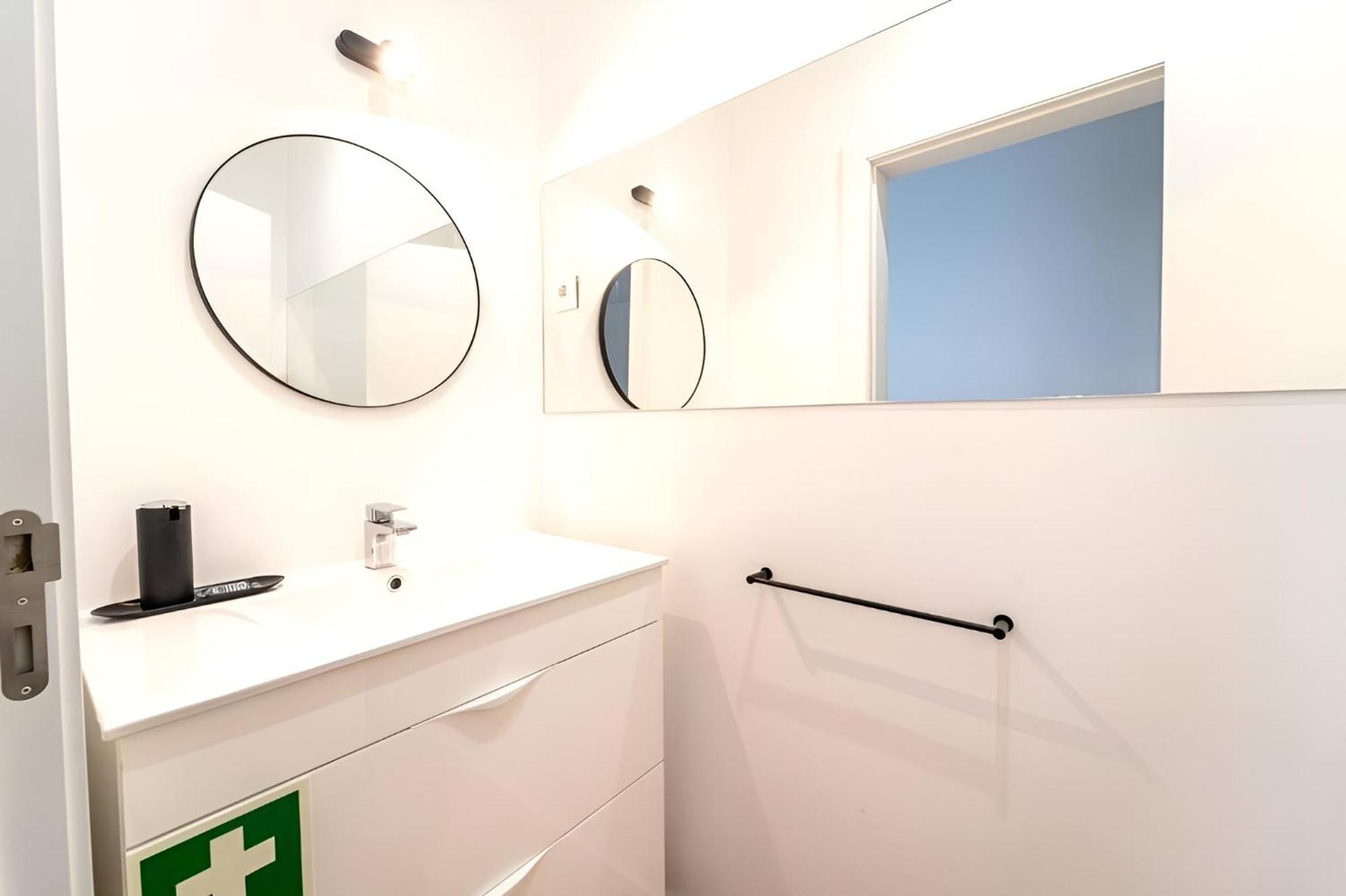 Biscainhos Flat By The Arch - Charming Apartments In The Historic Center Braga Exteriör bild
